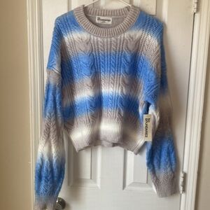 NWT.  No boundaries crop sweater sz XL